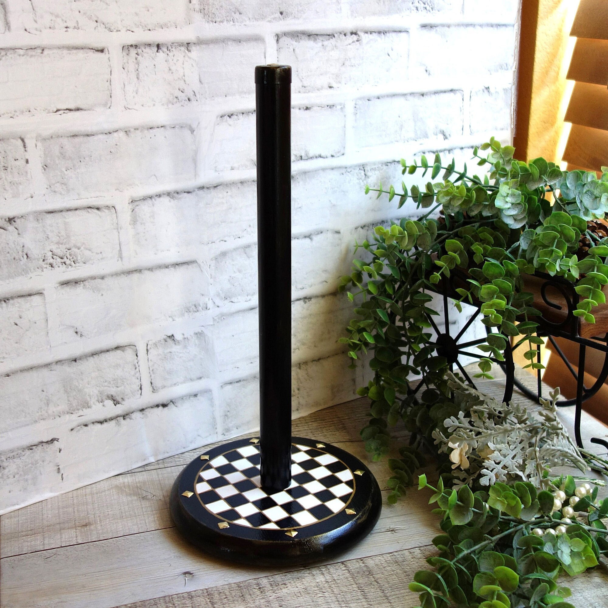 Mackenzie childs courtly check paper towel holder hotsell