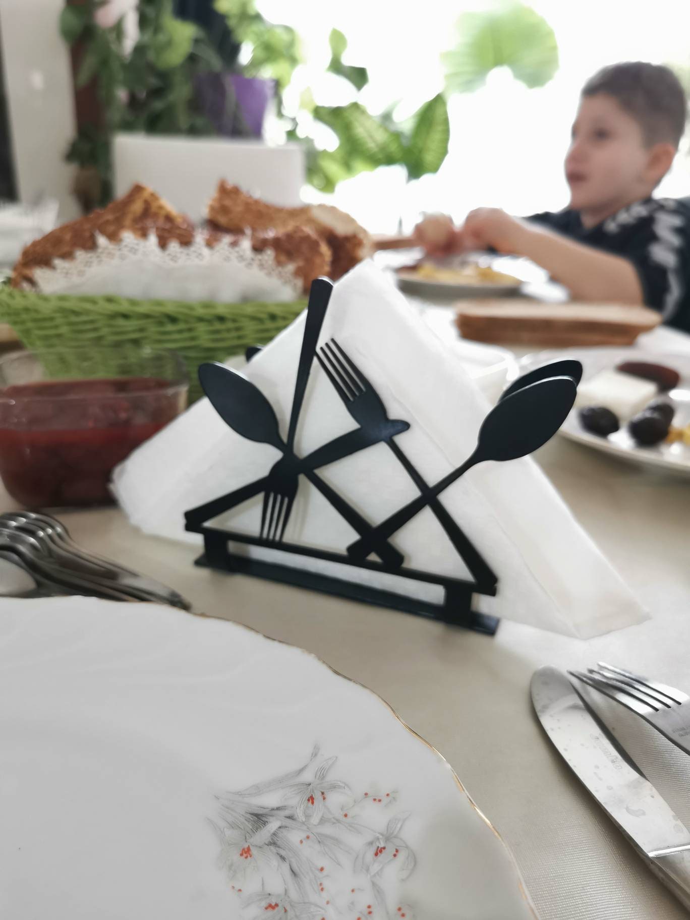 Fork and spoon shop napkin holder