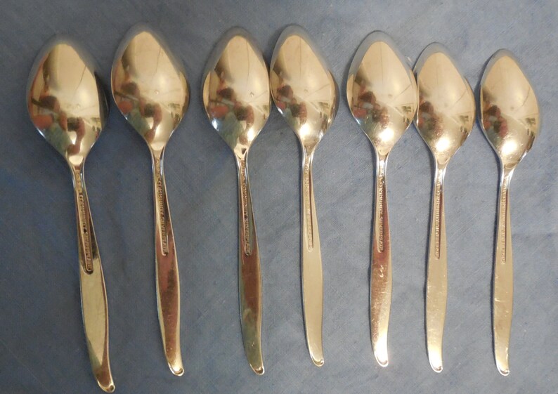 Oneida Community WINSOME I Silverplate 1959 Silverware CHOICE Flatware Oneida Community WINSOME I Silverplate 1959 Silverware CHOICE Flatware