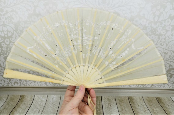 Victorian outlet wedding fans