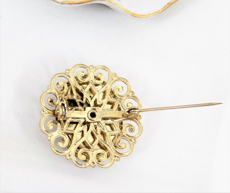 Gold tone Reverse Painted Rose Brooch Vintage Intaglio Brooch