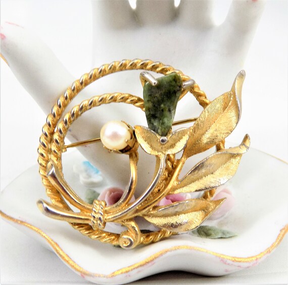 Sarah Coventry, Jade and Pearl Brooch, Gold Tone,… - image 2