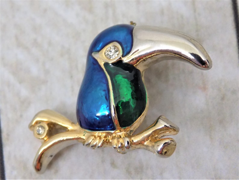Clear Glass Stones Perched on Branch Bird Jewelry Blue and Green Gold Tone Metals Enamel Toucan Brooch Modern Vintage 1990s Jewelry