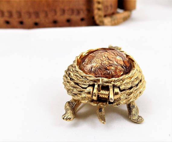 Sarah Coventry Turtle Brooch, Solid Perfume, Hing… - image 6
