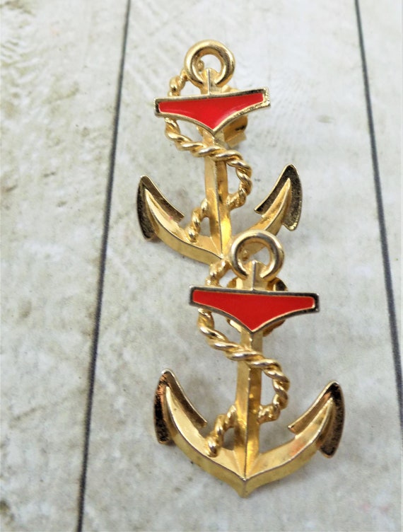 Avon, Anchors Aweigh, Pierced Earrings, Red and Go