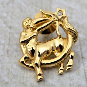 Avon outlet zodiac necklace