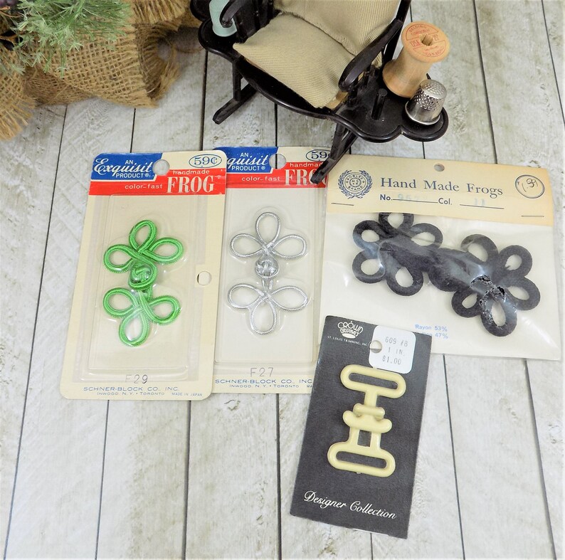 Sewing Frogs Lot of 4 Vintage Fasteners NOS Original Etsy