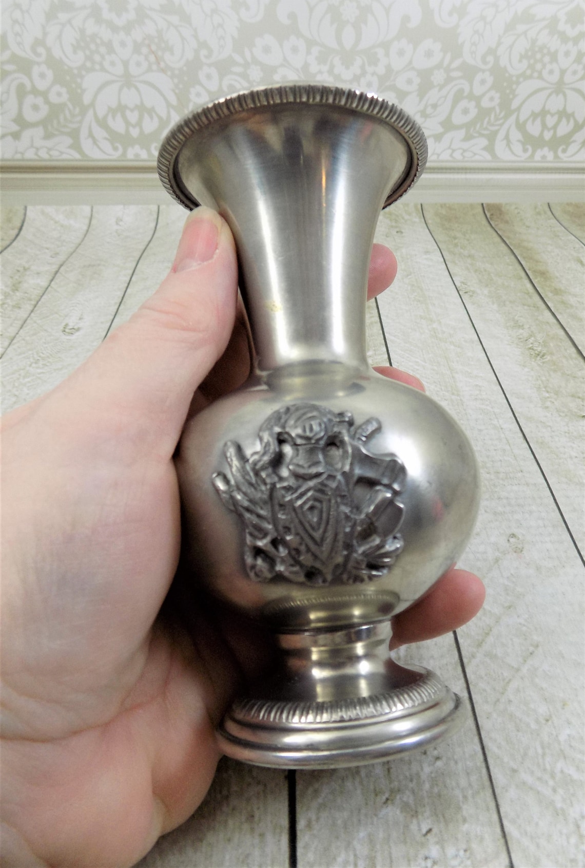 Vase italien Rama Peltro 95 Étain