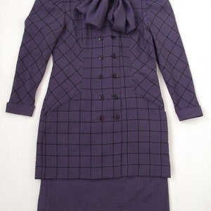 Vintage Schurwollmix Rock Anzug: Lila karierte Schleife, 80s Office Wear