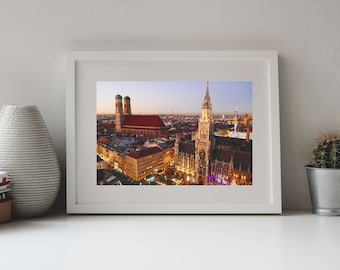 Photography, Golden Hour in Munich, Germany, Cityhall, Cathedral of Mother Mary,