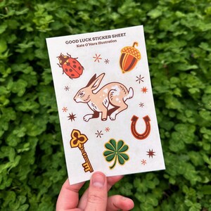 Lucky Sticker Sheet - Good Luck Charms - Vinyl Water Proof - Waterfles, Laptop - Sleutel, Eikel, Lieveheersbeestje, Hoefijzer, Klaver, Konijn