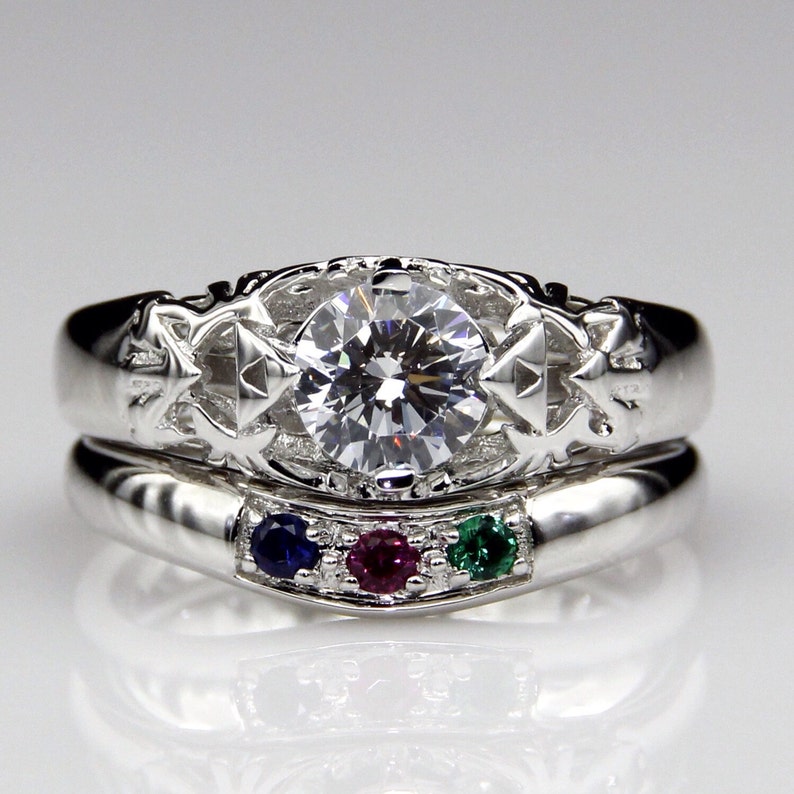 Кольца 8 лет. Кольцо для мальчиков 8 лет. 8bit wedding ring.