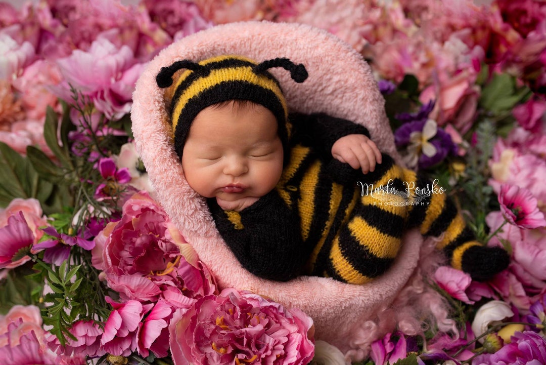 Bumble Bee Outfit, Bumble Bee Baby, Newborn Outfit, Newborn Photo