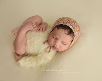 Bonnet nouveau-né de printemps, accessoires de photographie nouveau-né, bonnet nouveau-né simple, tasse nouveau-né, accessoire photo bonnet tricoté, accessoire photo nouveau-né