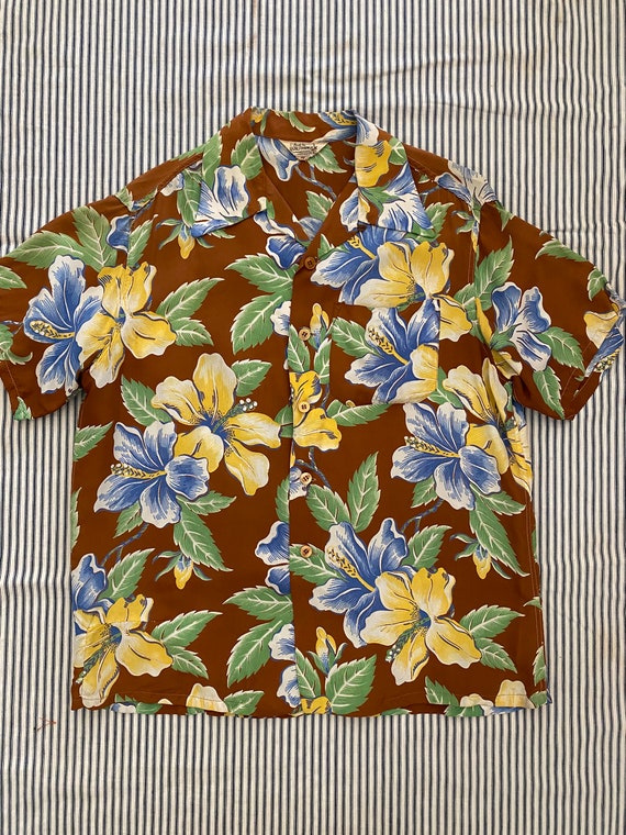 1940s Brown Authentic Cold Rayon Hawaiian Shirt- … - image 4
