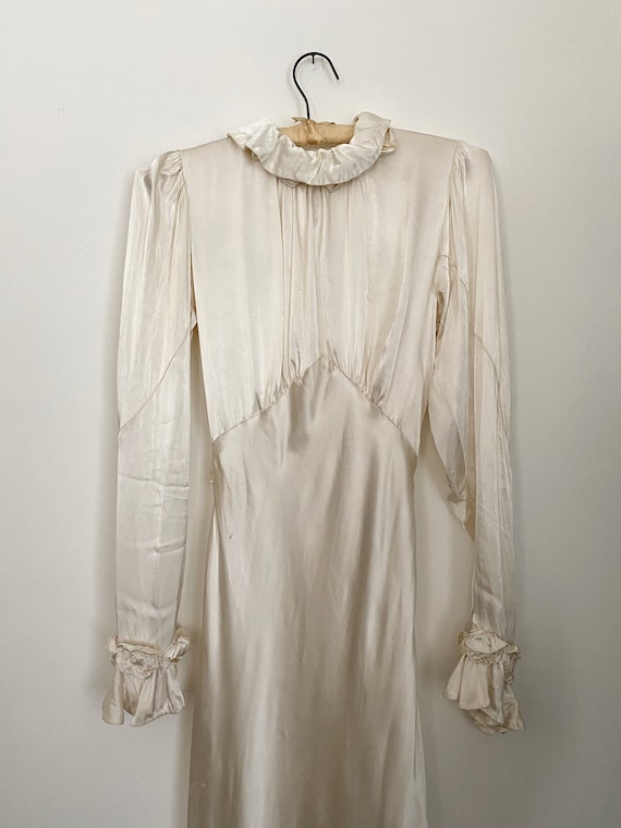 1930s/30s Liquid Satin Bias Cut Wedding Dress- 5/6 - image 4
