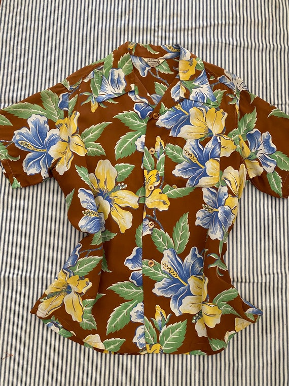 1940s Brown Authentic Cold Rayon Hawaiian Shirt- … - image 6