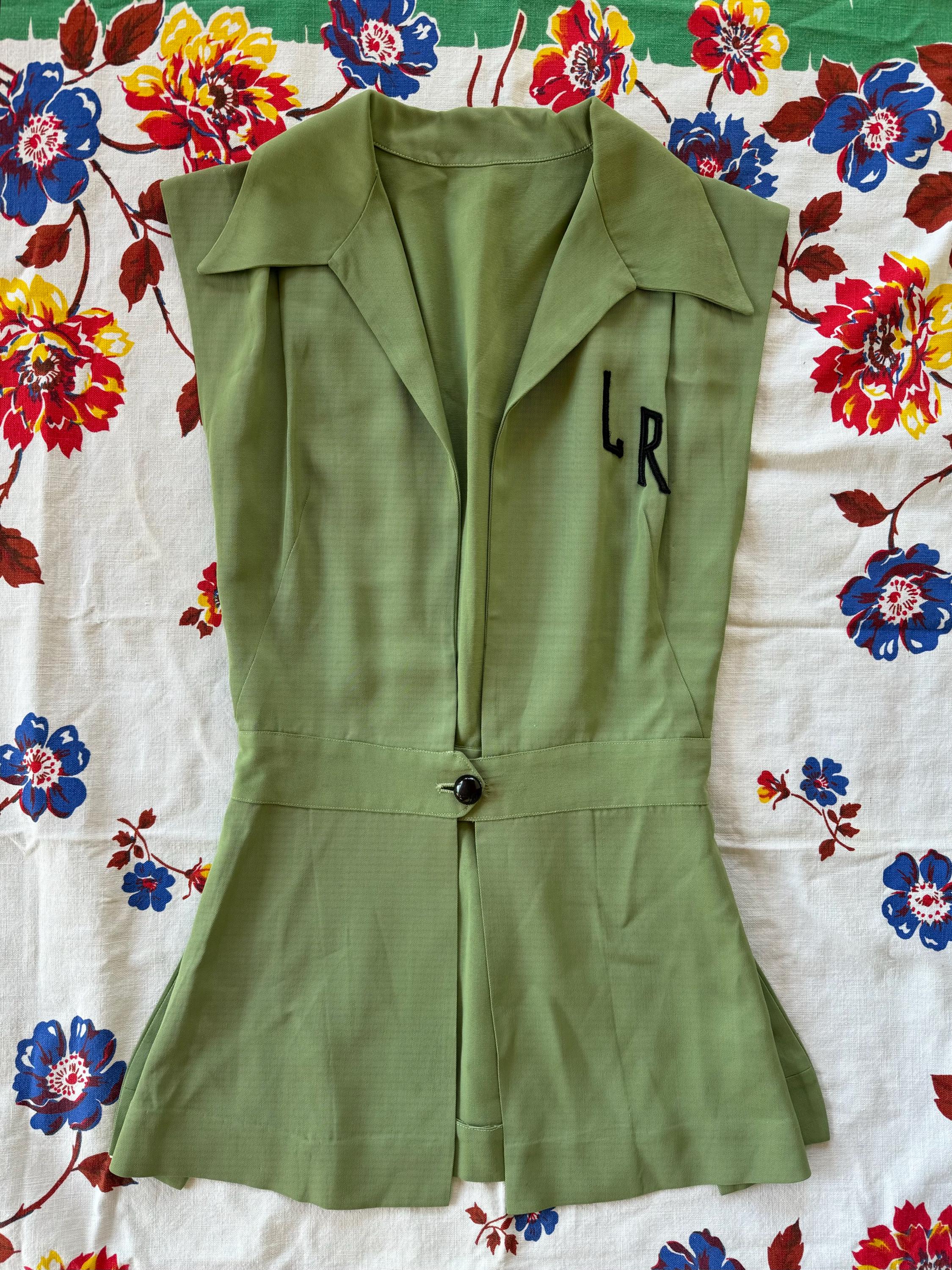 1940s Vest - Etsy Canada