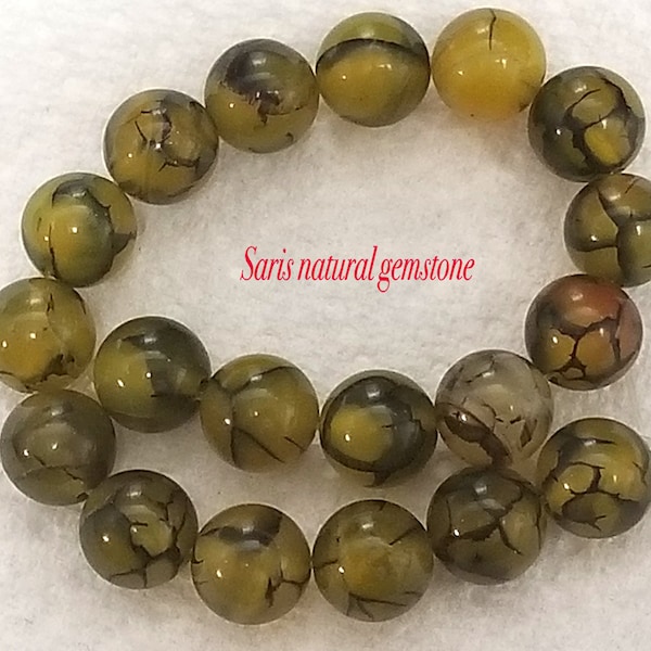 18 Agate Dragon Veins  Beads, Round, green Olive, Fire Crackle Beads, two Sizes: about 8mm - 10 mm in diameter, hole 1mm, 18 BEADS