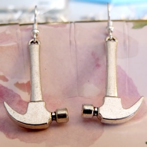 Hammer Earrings, Hypoallergenic, Carpenter, Construction, Woodworker, Tools, Claw Hammer, Framing Hammers, Gifts for Handy Girls, Cute
