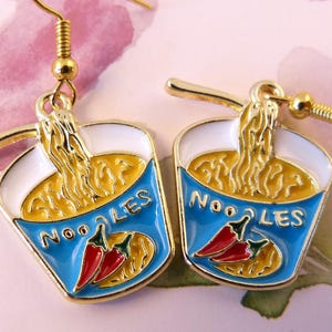 Noodle Earrings, Hypoallergenic, Instant Ramen Noodles, Colourful, Cute, Food Earrings, Fork Included, Whimsical, Cute, Gift for Her