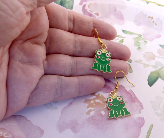 Kiss the frog jewellery deals