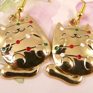 Christmas Cat Earrings, Silly Kitty Tangled Up in String of Christmas Lights, Hypoallergenic, Lightweight, Funny Shiny Super Cute Whimsical