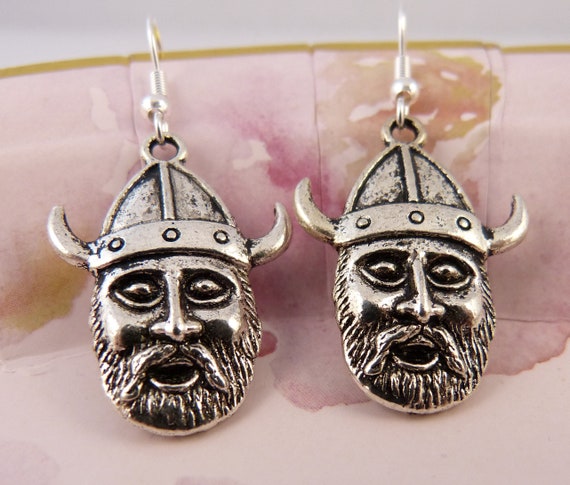 Pendientes vikingos cabeza vikinga casco cuernos de Etsy España