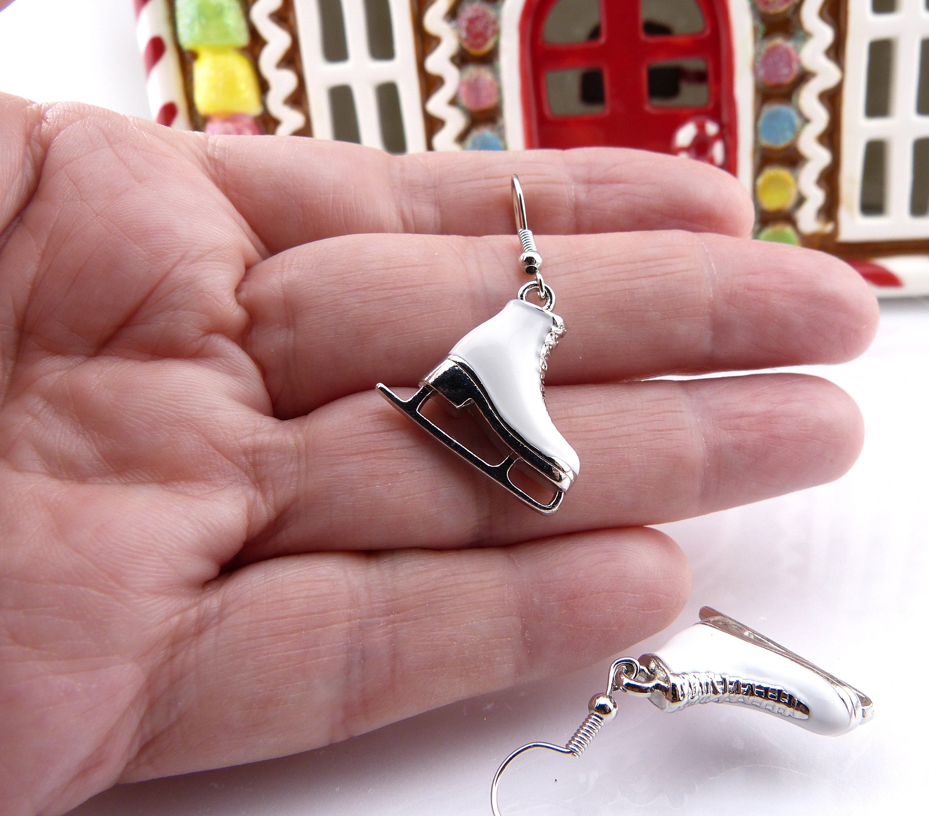Dainty Skating Shoes Bow Knot Dangle Drop Stud Earrings Crystal Cubic Zirconia Ice Skate Dangling Statement Earring Fashion Christmas Jewelry Gifts For Skater Red