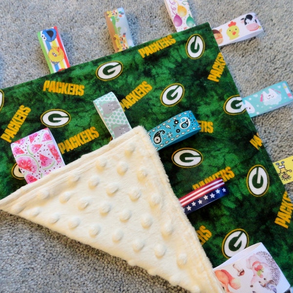 Green Bay Packers Sensory Lovey/Green Bay Packers Baby/I Spy Lovey/Green Bay Packers Flannel Blanket/NFL Blanket/Football Sensory Lovey