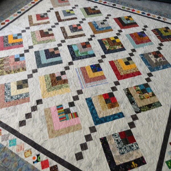 Queen Size Quilt/Scrappy Quilt/Hanging Gardens Pattern/Queen Quilt/Queen Size Bedding/94" Square Queen Bed Quilt/Queen Size Blanket/Scrappy