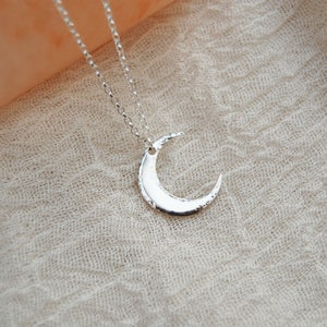 Personalised Crescent Moon Silver Necklace Initial Women's Jewellery Name Pendant Unique Gifts for Her Best Friend, Mum image 8