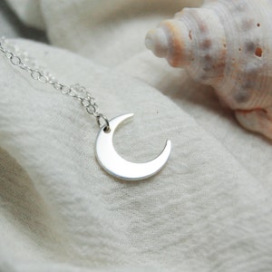 Personalised Crescent Moon Silver Necklace Initial Women's Jewellery Name Pendant Unique Gifts for Her Best Friend, Mum image 7