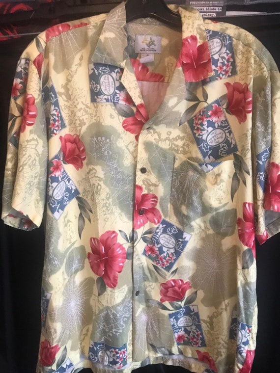 Mens desinger Hawaiian shirt, sz L,  Hibicus flor… - image 1