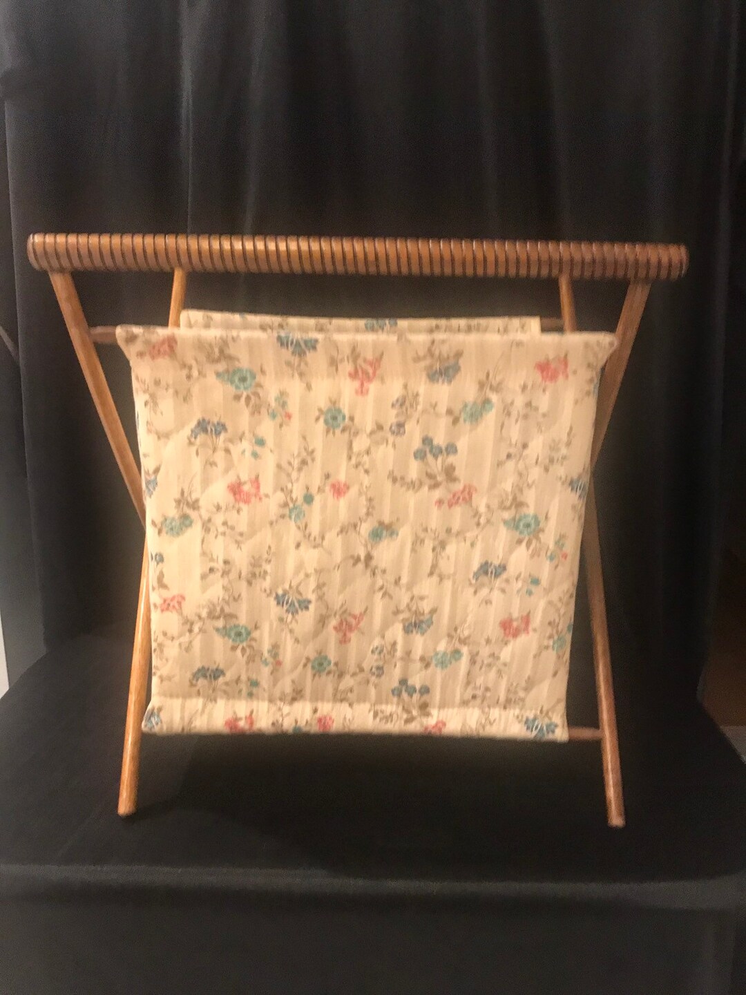 Vintage Knitting Rack ,magazine Rack Crochet- Sewing Bee , Padded ...