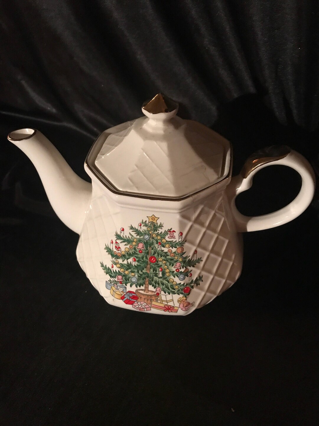 Christmas Tea Pot , Porcelain,tree Transfer Design, Ceramic Teapot
