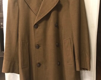 Vintage men’s  coat green Military  sz 36 S overcoat- militaniarn -collectors Atlantic City co