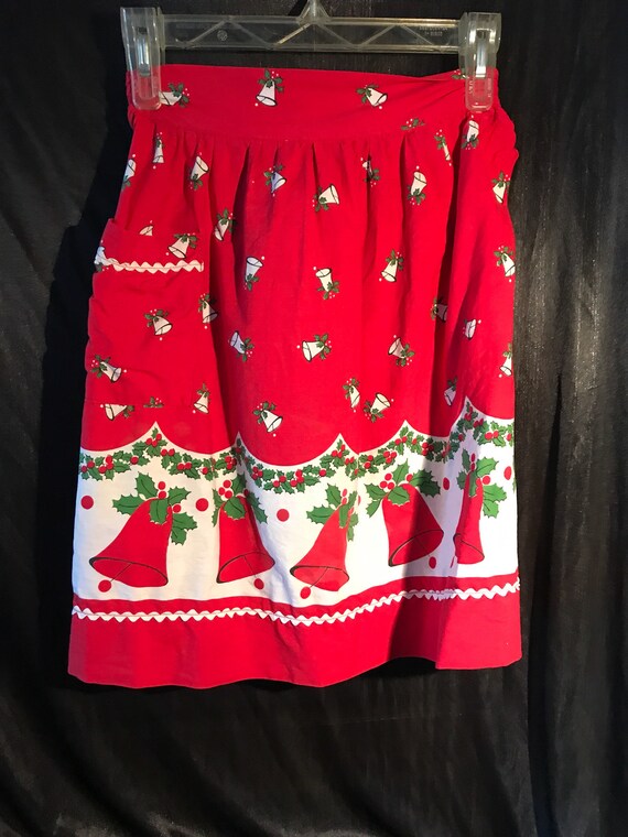 Vtg Holiday apron - Bells & Holly berry waistline… - image 2