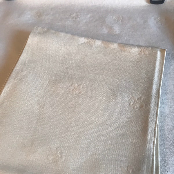 Ivory Linen tablecloth set, Fleur  De lis - 52 x70 - rectangular 6 napkin tablecloth & napkin set