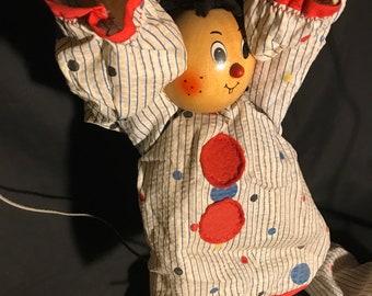 Raggedy  ann marionette  wooden - joet de bois  richmond emonds- circus magician enthusiast collectible marionette