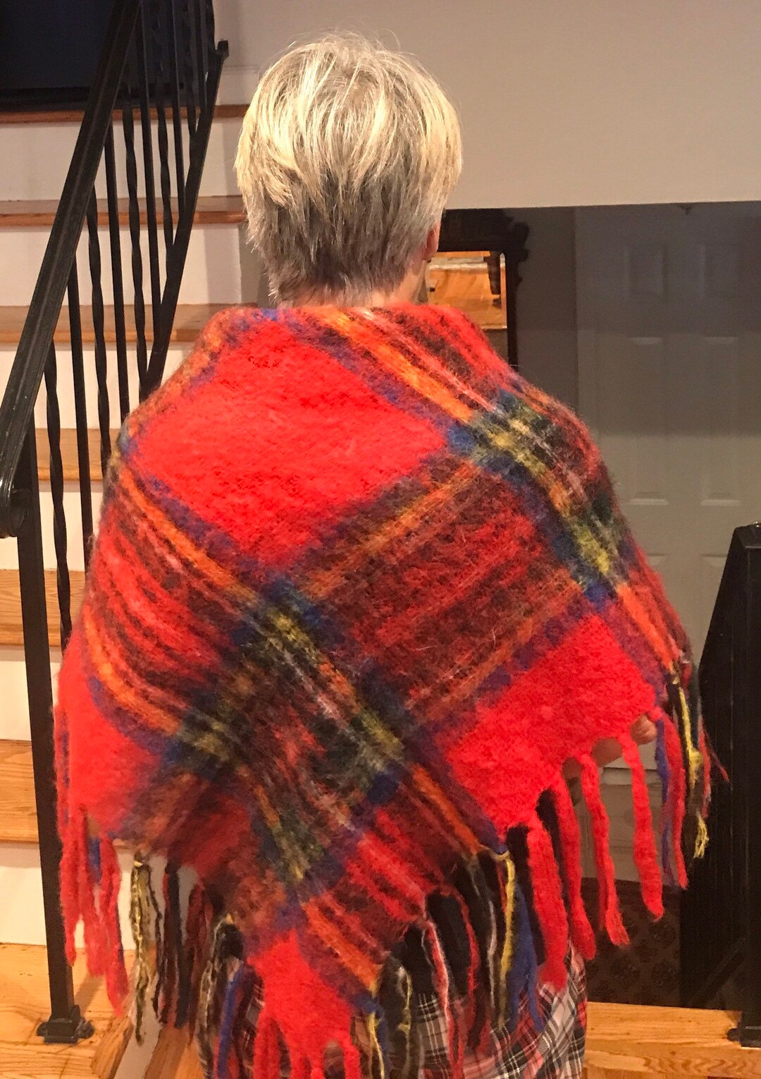 RARE Vintage Blue & Red Plaid AMANA WOOLEN MILLS Wool Shawl Wrap