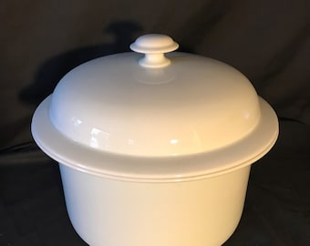 Large  stock pot ,stoneware , lidded white ,cookware ,by Dansk, France