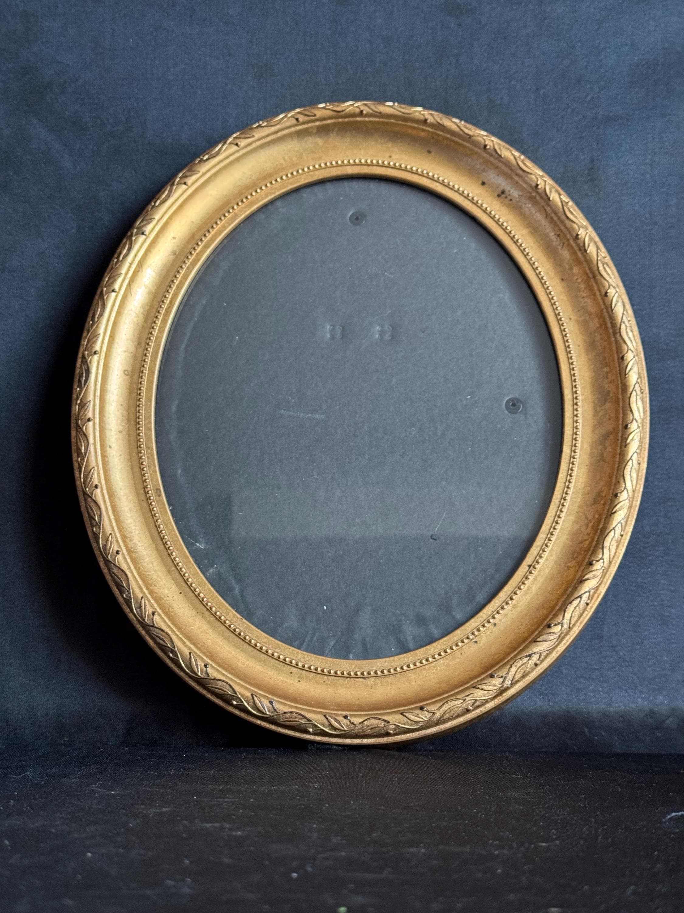Oval Picture Frame , 12x10 , Gold Beaded Wood , Wall or Desktop