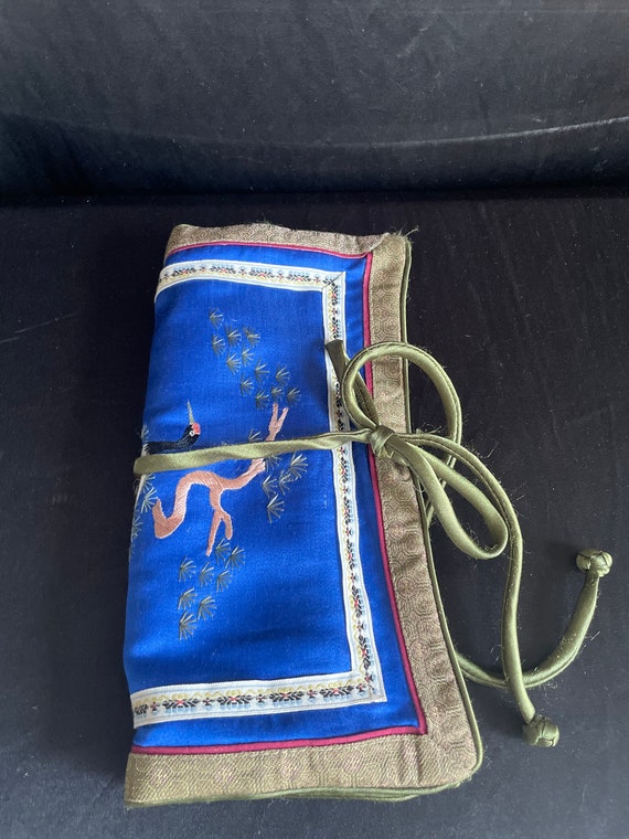 Jewelry storage travel bag , Silk & Embroidered Je
