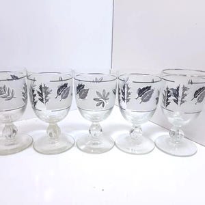 Vintage Libbey Silver Foliage Water Goblets – Mid-Century Glassware Set