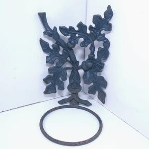 Vintage Cast Iron Acorn Oak Leaf Wall Mount Plant Holder Ring