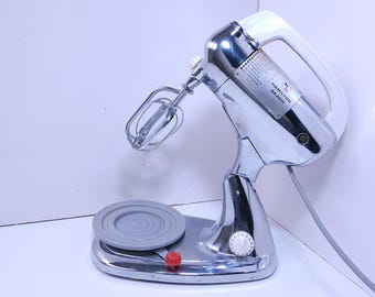 Hamilton Beach Model K Stand Mixer 10 Speed Chrome Vintage Double Beater Works