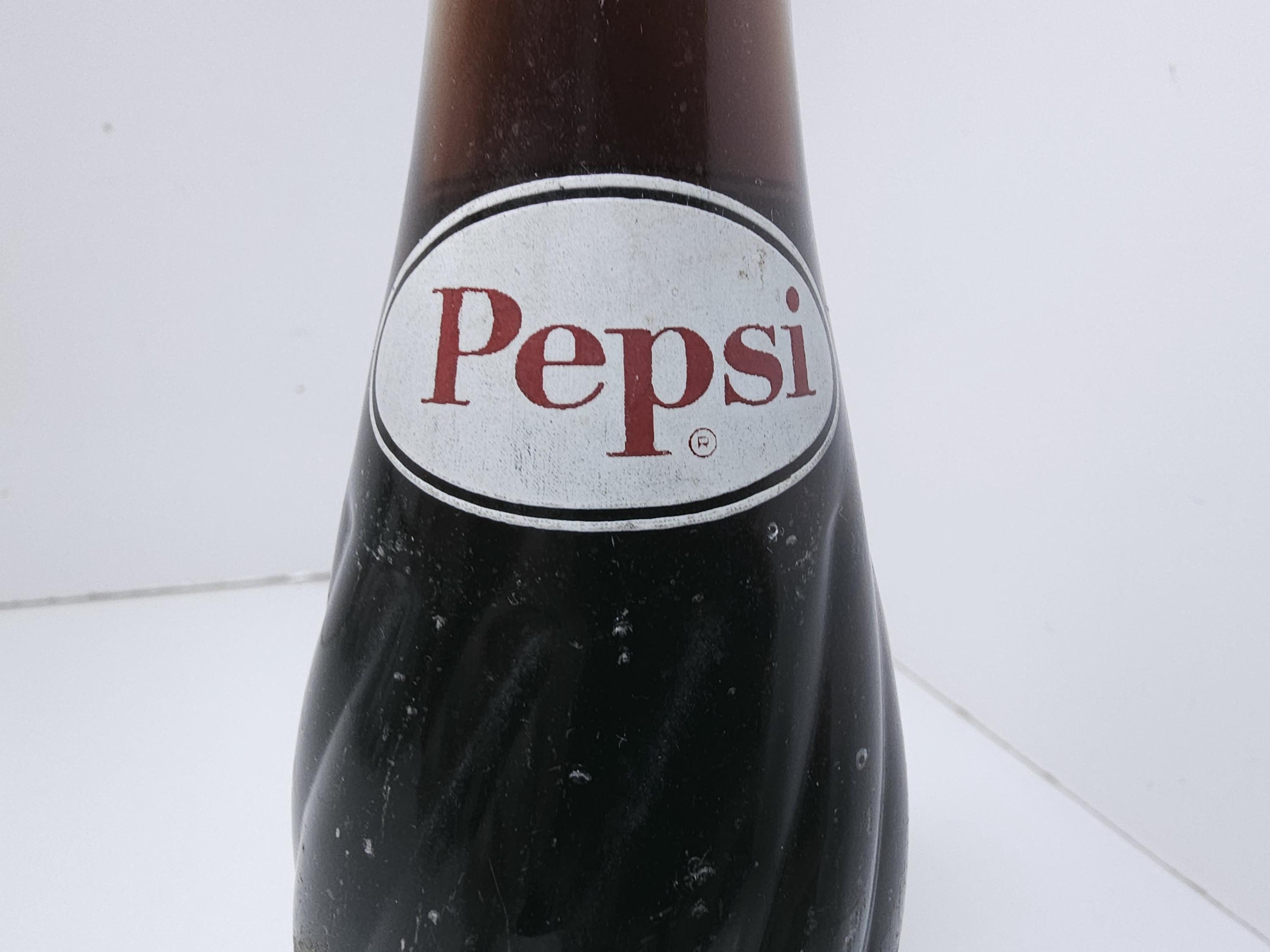 Vintage Pepsi Cola Swirl Glass Bottle 12 Oz Full 1961 Marked 5/61