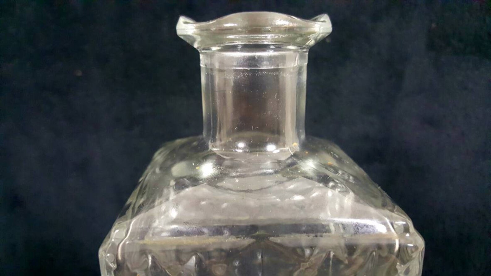 Glass Whiskey Decanter With Stopper Diamond Design Mid Century Barware ...
