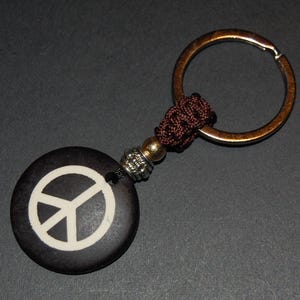 Llavero de la Paz, Llavero de la Paz Mundial, Coche, Bolso, Monedero, Espiritualidad, Llavero de Amantes de la Paz, Llavero con el Símbolo de la Paz, Boho, Llavero con Inicial de Corazón, Regalo